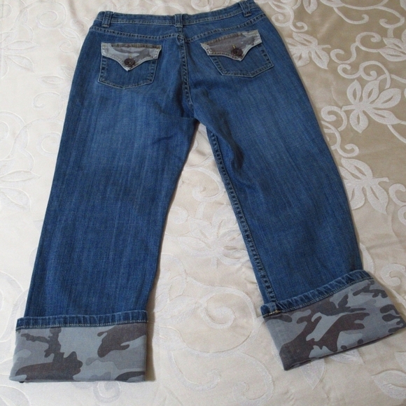NEVADA size 6 Jean Capris - Picture 3 of 10